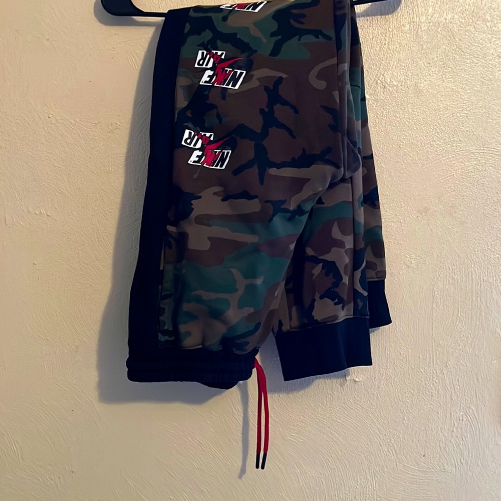 Nike Jordan sweat pants camo colors xl